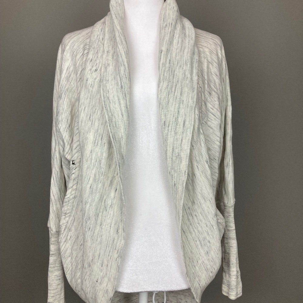 Aritzia Wilfred Diderot Cardigan Cocoon Sweater